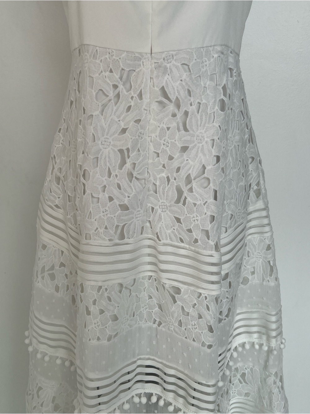 EUC! Boston Proper Mixed Media Lace Pom Pom  White Dress Size Medium - Picture 8 of 11